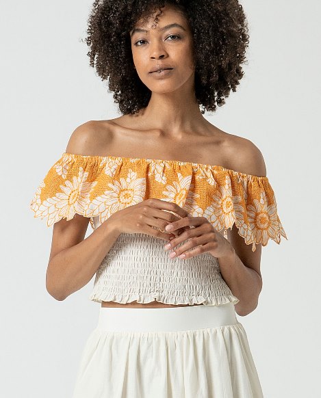 Surkana - Top crop bordado Beige