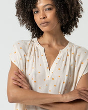 Surkana - Blusa lunares Beige