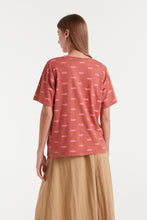 Compañía Fantástica  - Camiseta Roja Labios